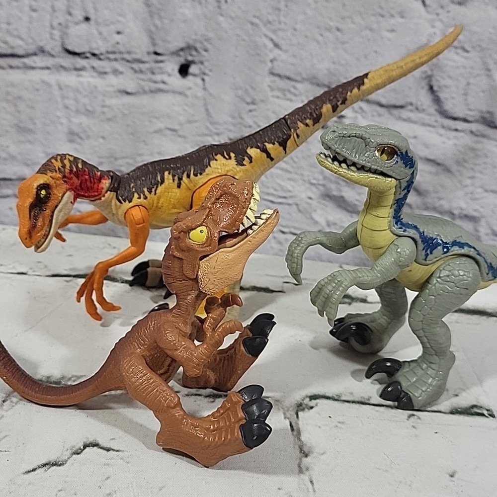 Jurassic World Dinosaur Action Figures Lot Of 3 Raptors Blue T-Rex Amblin Hasbro